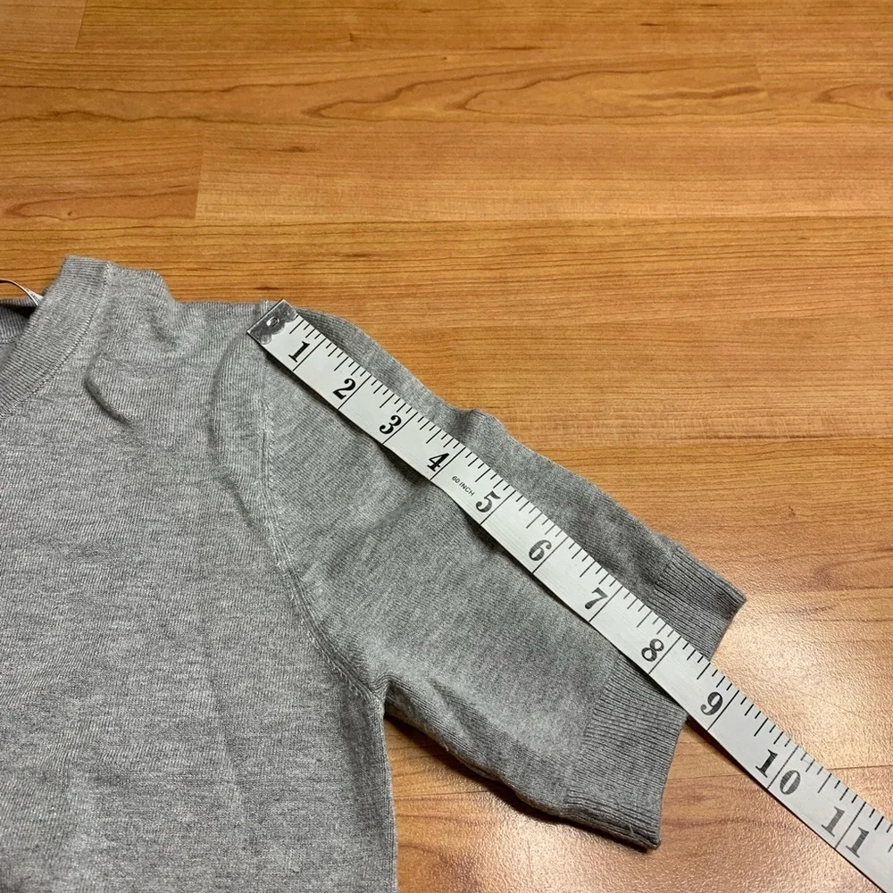 💜 Zara Gray Short Sleeve Knit Top Viscose Blend - Size Medium - Picture 7 of 7